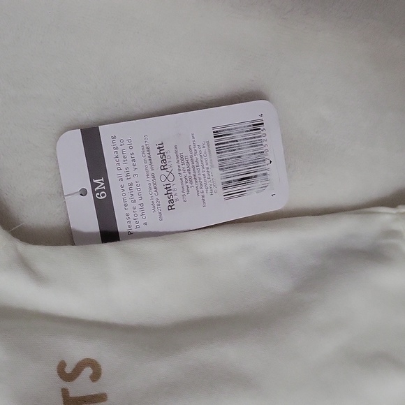 Baby Starters Cream Bodysuit With Hat - Wear a Smile Design - Picture 2 of 4